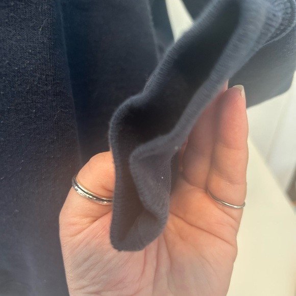 UBC Sweatshirt LRG - Picture 3 of 6